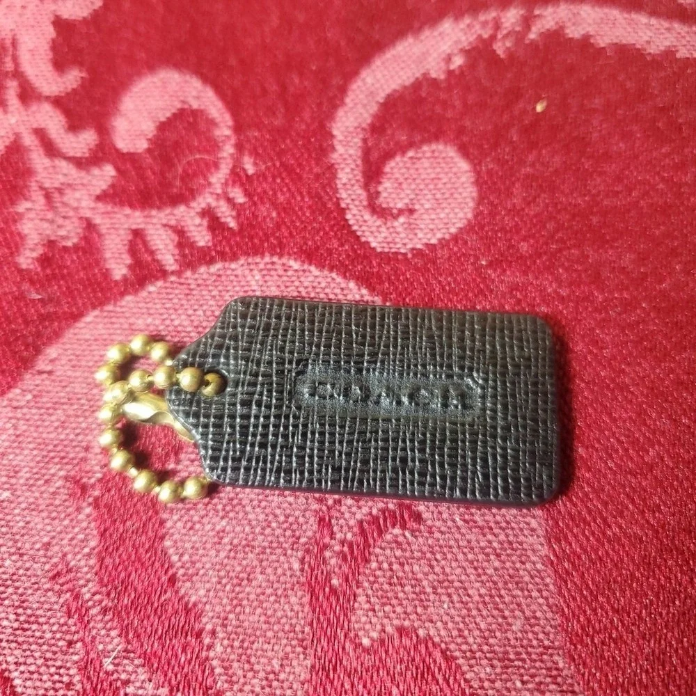 Coach Black Leather Mini Key Fob Hang Tag City Y2K Fashion Designer